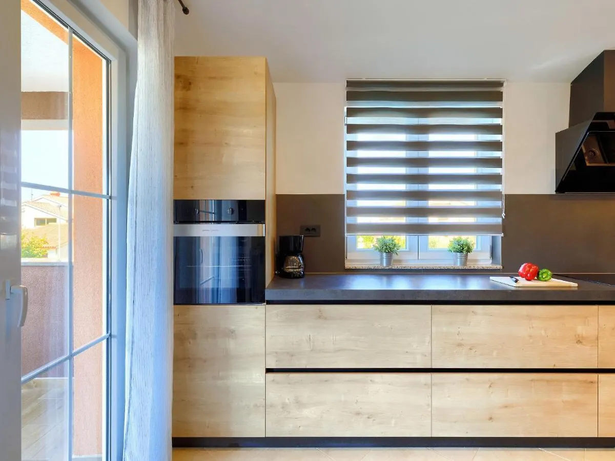 Holiday Home House Eric&Paolo By Interhome Póla Horvátország
