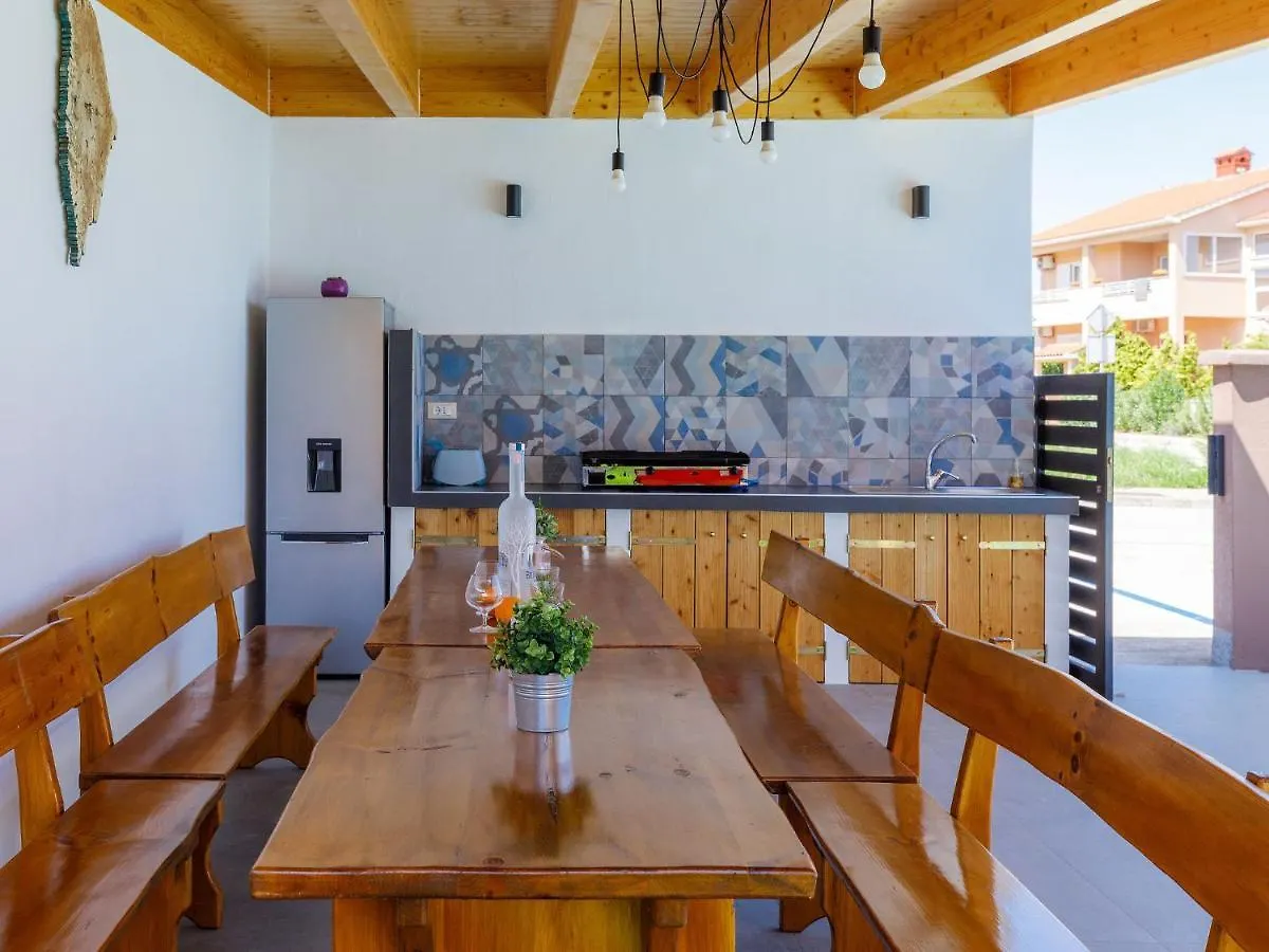 Holiday Home House Eric&Paolo By Interhome Póla